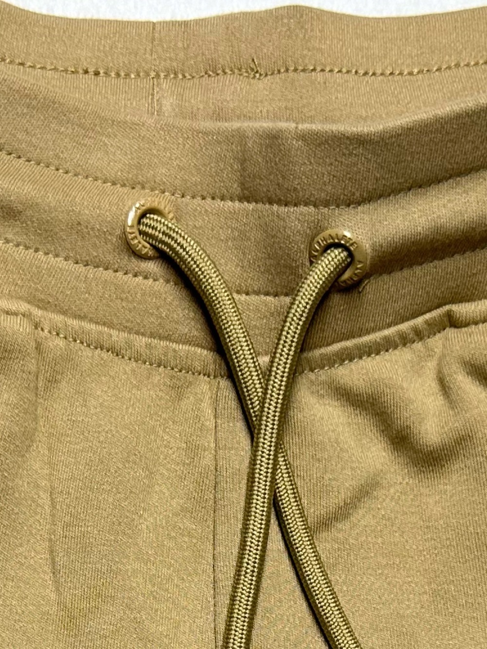 Alphalete Essential Seamless Knit Shorts Women’s M • Army Brown - 10.5” NWOT - Picture 5 of 5